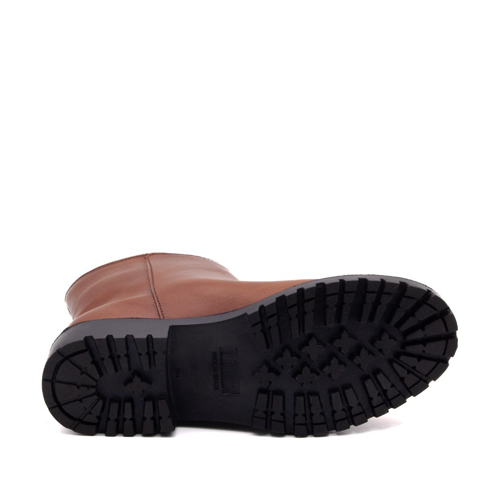 Bota Celine Cano Baixo em Couro Bravvo Tan - 4872BT Bota Celine Cano Baixo em Couro Bravvo Tan - 4872BT