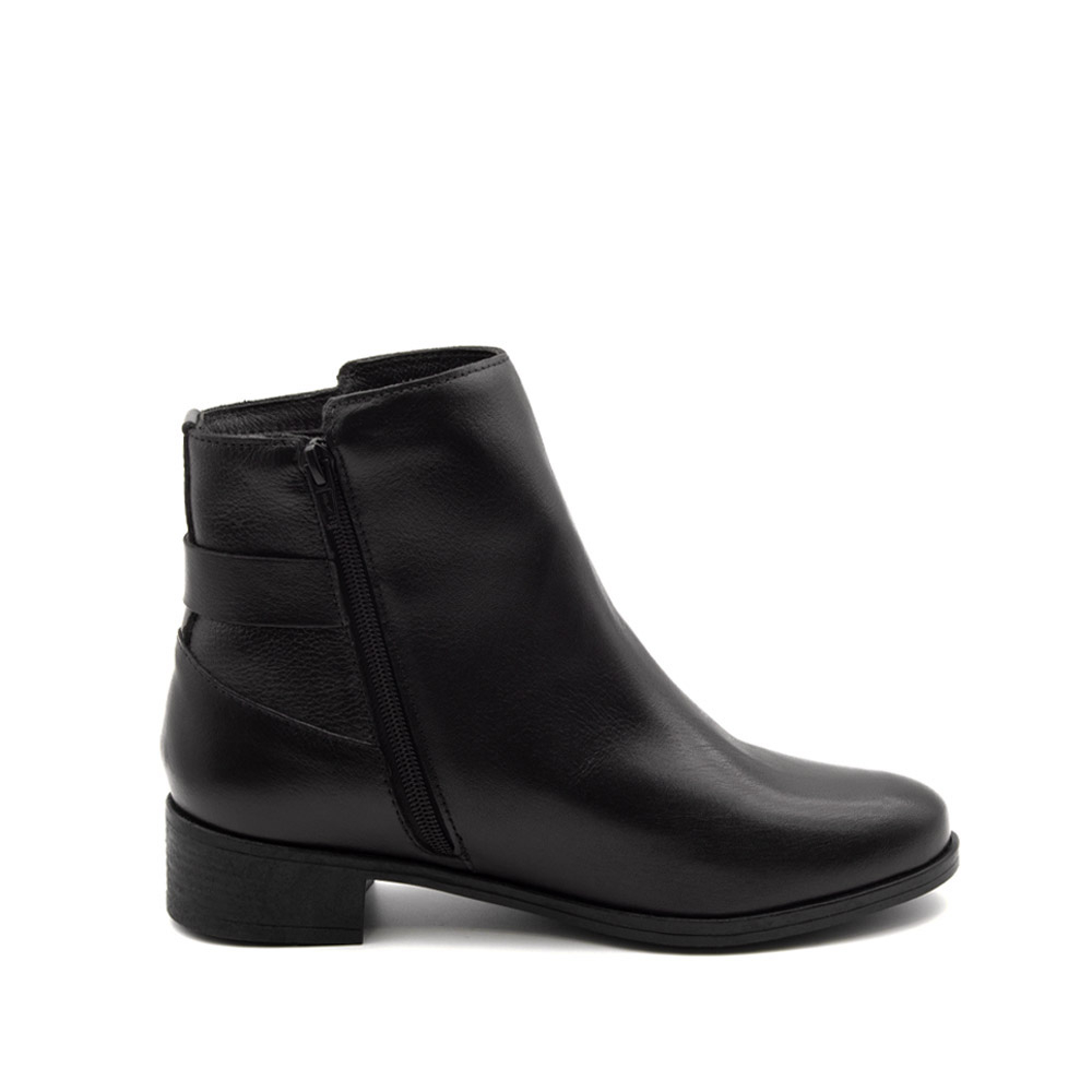 Bota Essenza Cano Baixo em Couro Alfa Preta - 4332AP