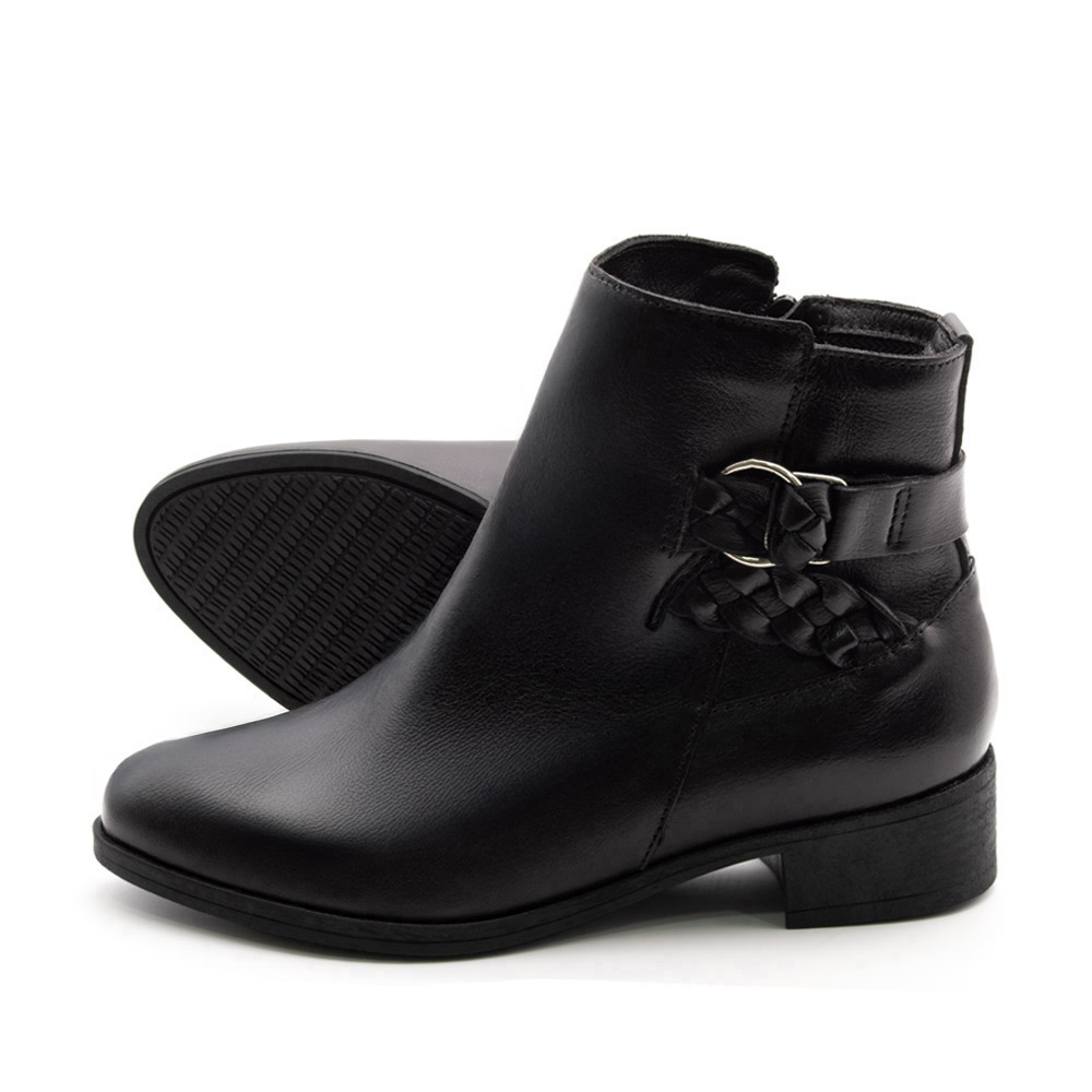 Bota Essenza Cano Baixo em Couro Alfa Preta - 4332AP