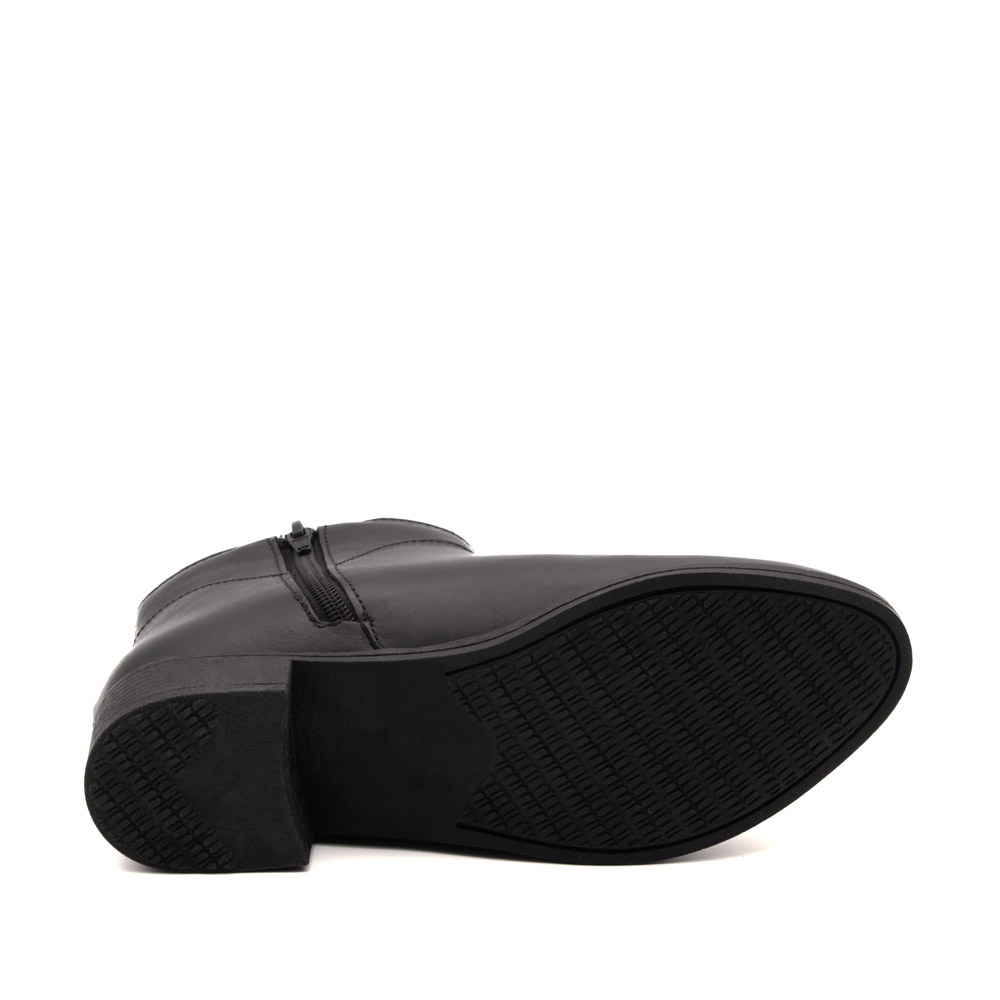 Bota Essenza Cano Baixo em Couro Bravvo Preta - 4330BP