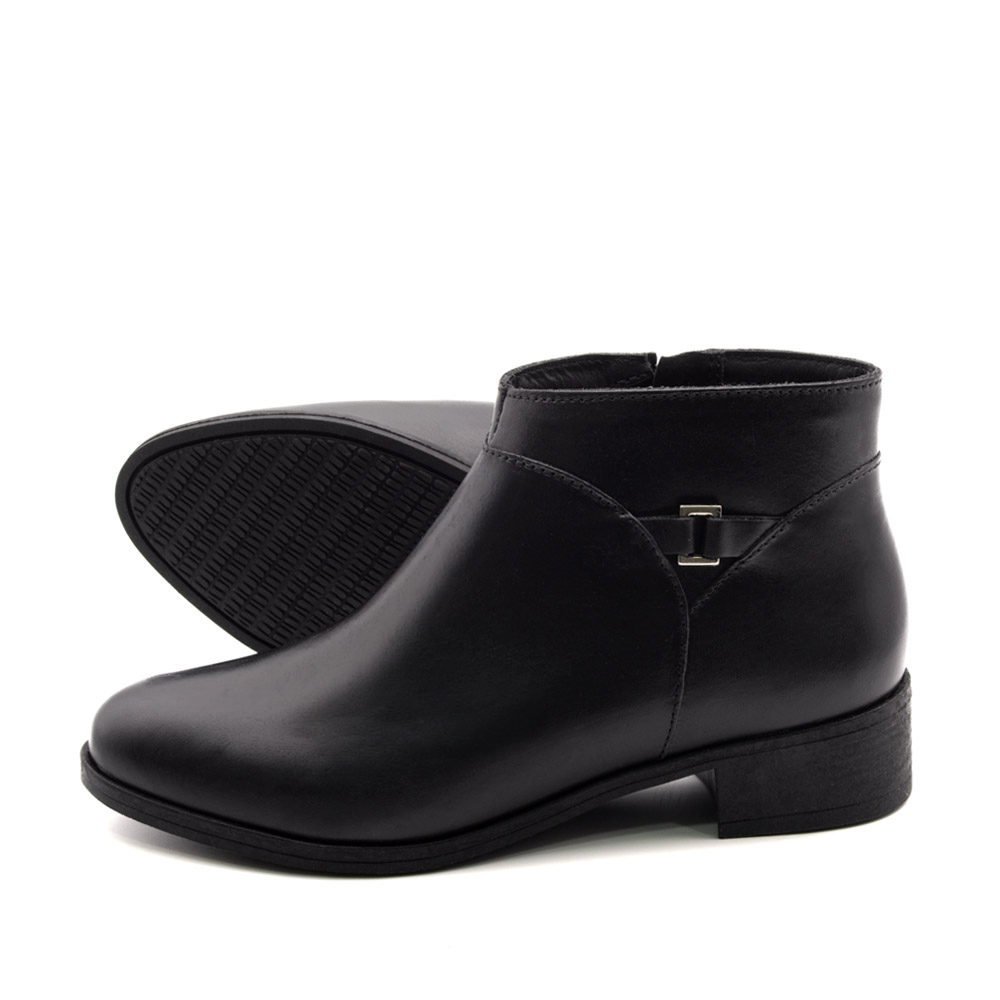 Bota Essenza Cano Baixo em Couro Bravvo Preta - 4330BP