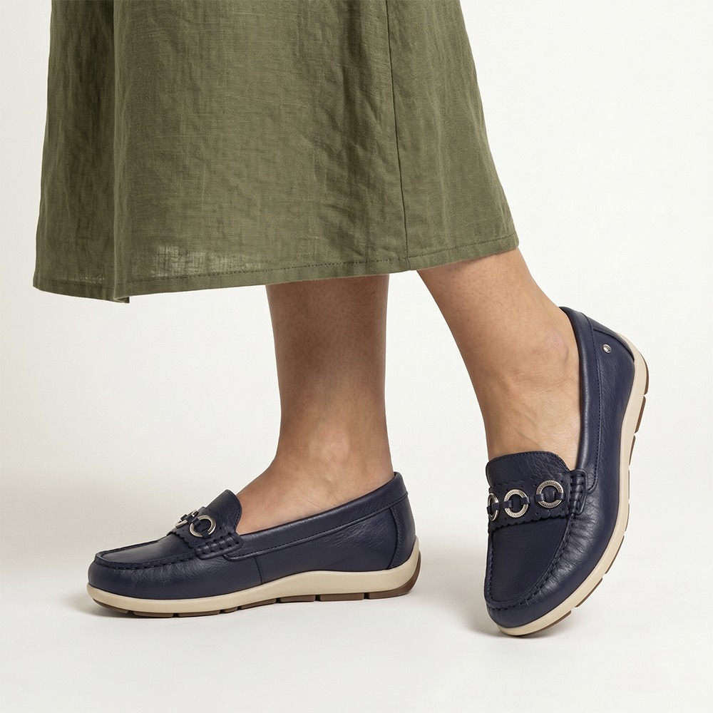 Mocassim Feminino Julia em Couro Alfa Dark Blue - 47019AD