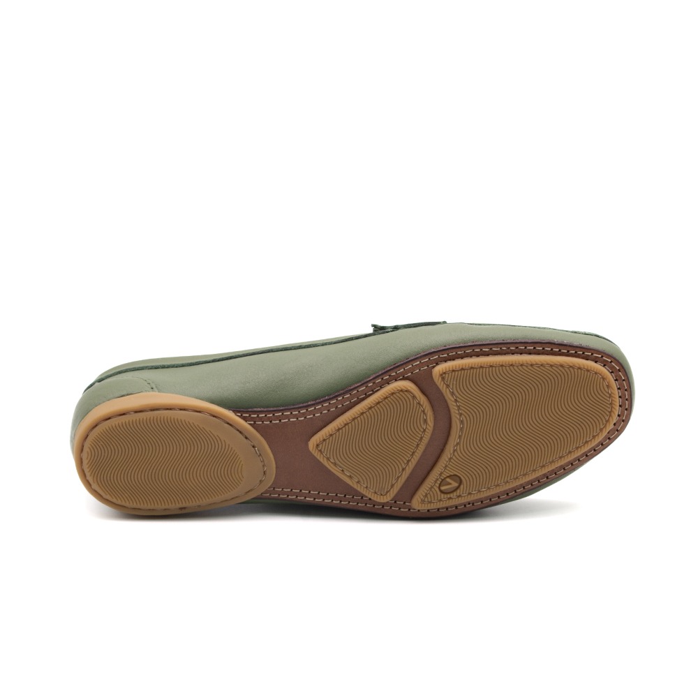 Mocassim Feminino Soleil em Couro Alfa Militar - 45028AM Mocassim Feminino Soleil em Couro Alfa Militar - 45028AM