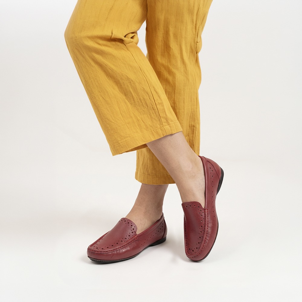 Mocassim Feminino Soleil em Couro Alfa Rubi - 45026AR