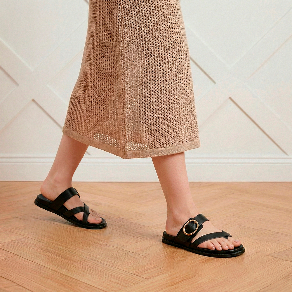 Sandália Papete Sara em Couro Bravvo Preta - 11110BP