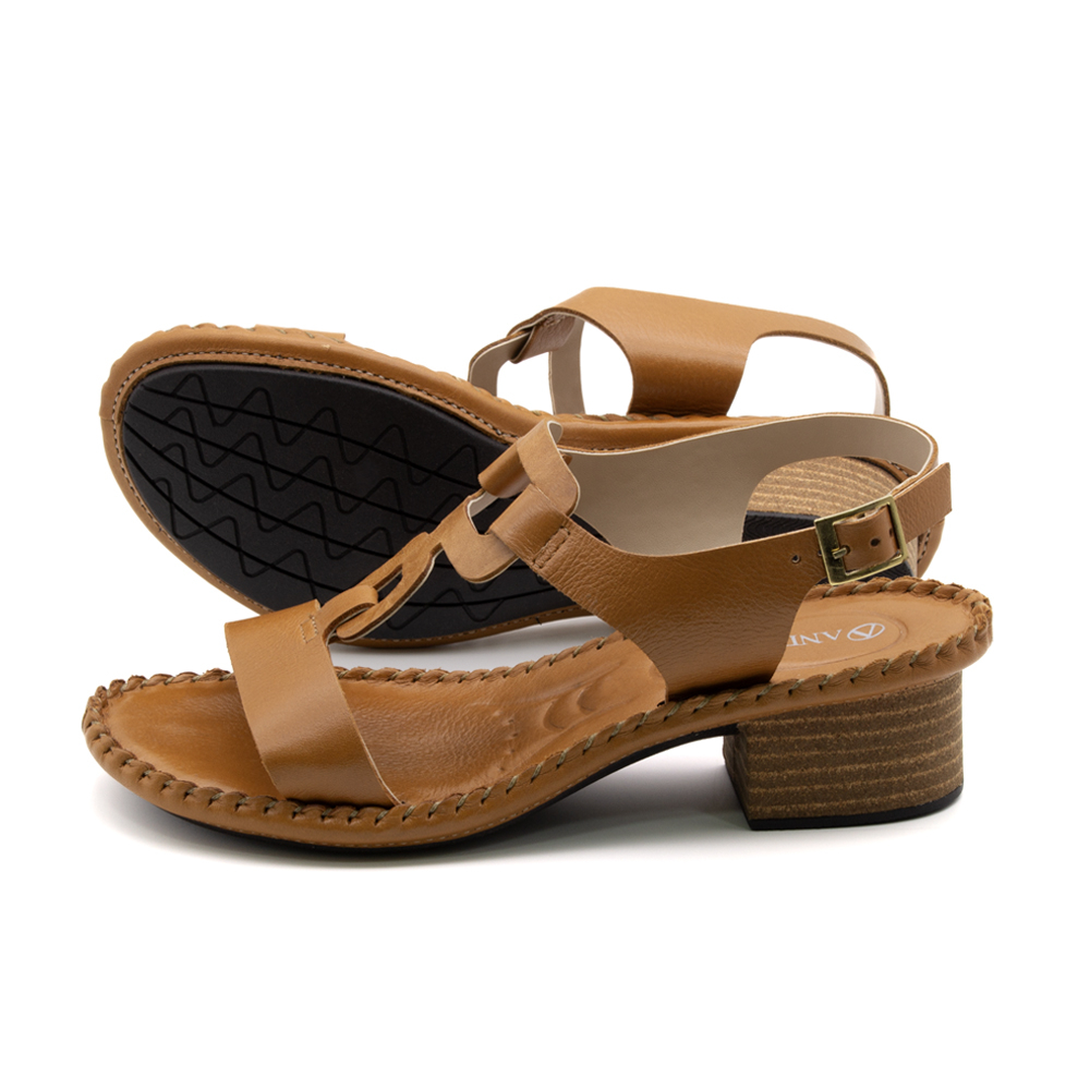 Sandália Salto Clarita em Couro Alfa Camel - 16134ACA Sandália Salto Clarita em Couro Alfa Camel - 16134ACA