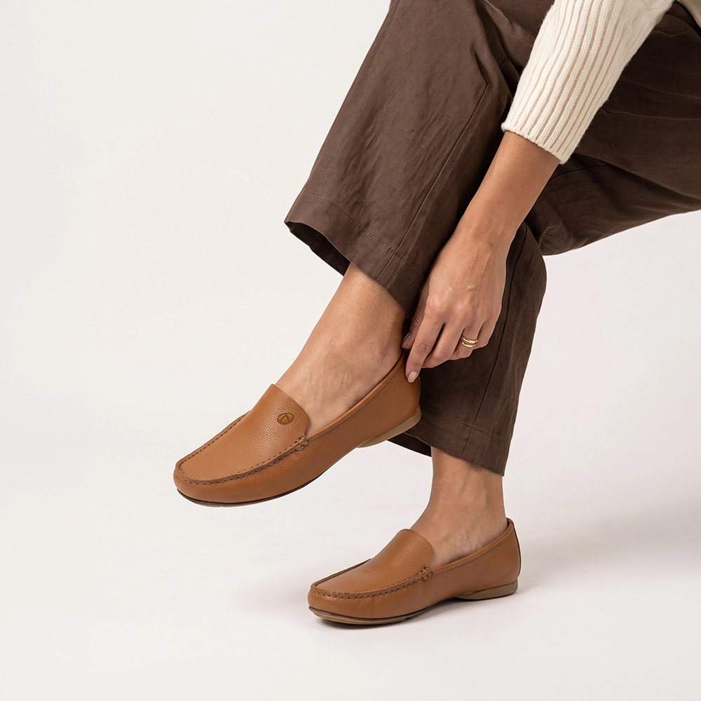 Mocassim Feminino Soleil em Couro Alfa Tan - 45036AT