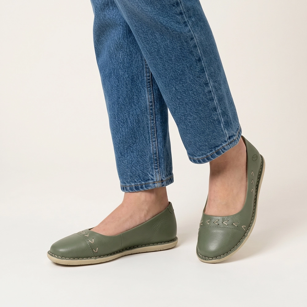 Sapatilha Feminina Siena em Couro Alfa Militar - 6260AMI Sapatilha Feminina Siena em Couro Alfa Militar - 6260AMI